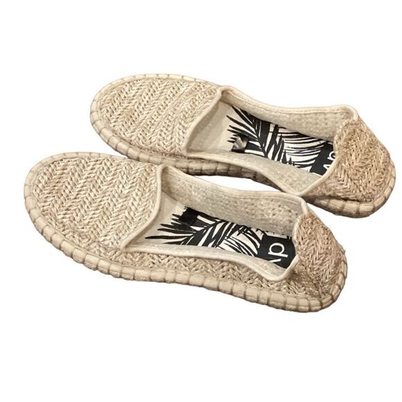 DV Dolce Vita Woven Espadrilles Slip on Loafers Flats Beige Tan Size 6.5 - Picture 8 of 8